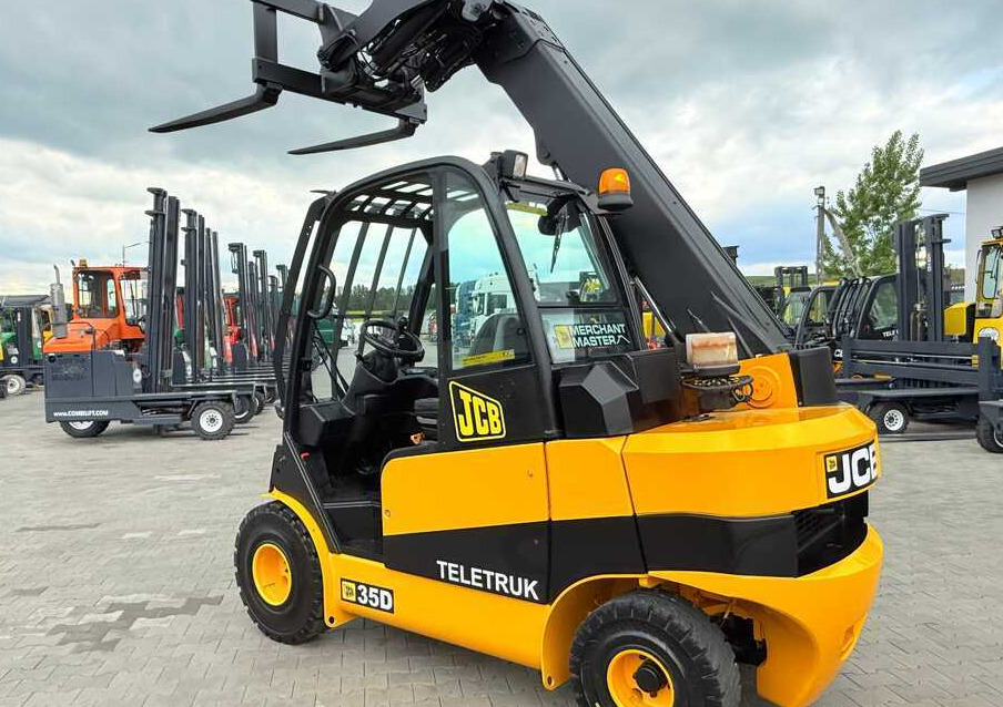 Telescopic handler JCB TLT35D / DIESEL / CAB / NEW TYRES / 4450MM / TELESCOPIC – EXCELLENT CONDITION: picture 23