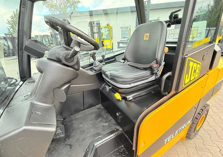 Telescopic handler JCB TLT35D / DIESEL / CAB / NEW TYRES / 4450MM / TELESCOPIC – EXCELLENT CONDITION: picture 13