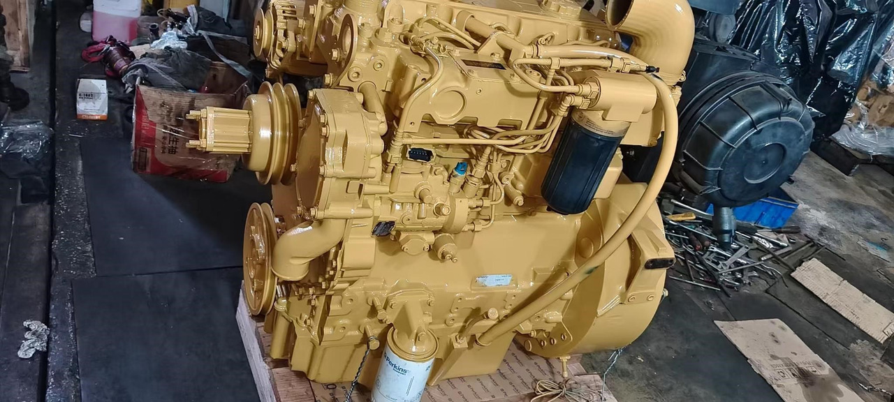 CATERPILLAR 3054 - Engine for Excavator: picture 1 CATERPILLAR 3054 - Engine for Excavator: picture 1