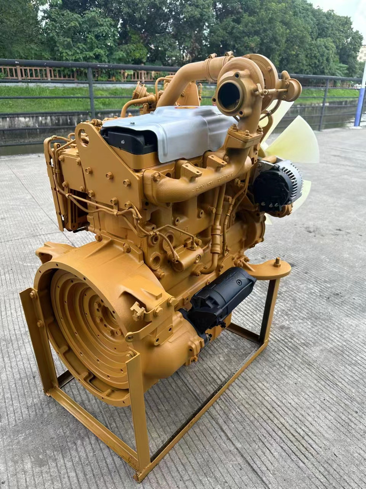CATERPILLAR C4.4 - Engine for Excavator: picture 3 CATERPILLAR C4.4 - Engine for Excavator: picture 3