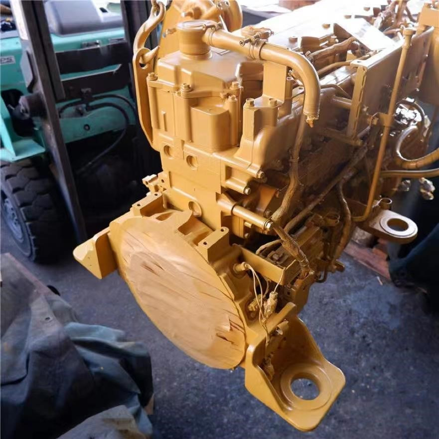 CATERPILLAR C6.4 - Engine for Excavator: picture 2 CATERPILLAR C6.4 - Engine for Excavator: picture 2