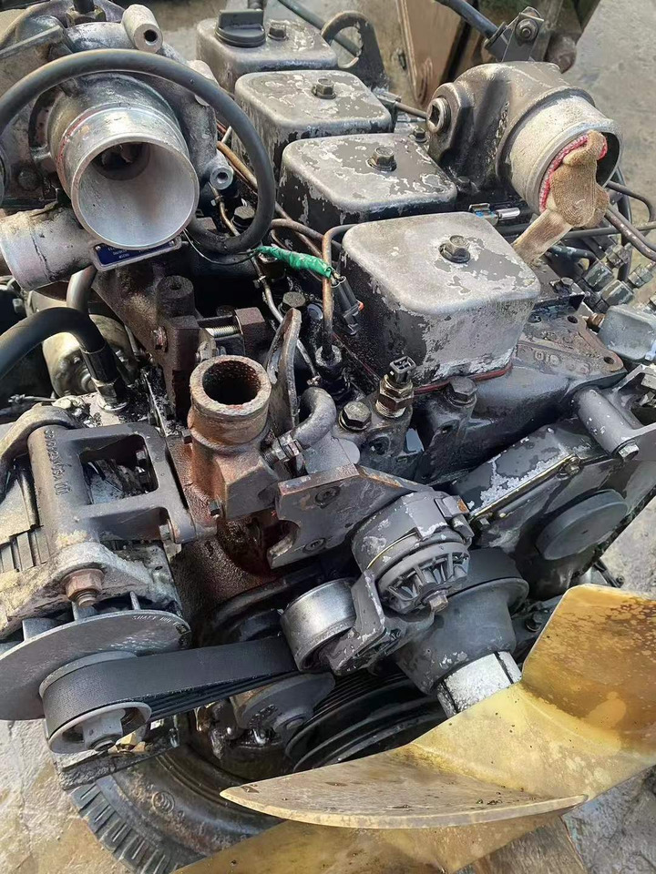 CUMMINS 4BT3.9 - Engine for Excavator: picture 5 CUMMINS 4BT3.9 - Engine for Excavator: picture 5