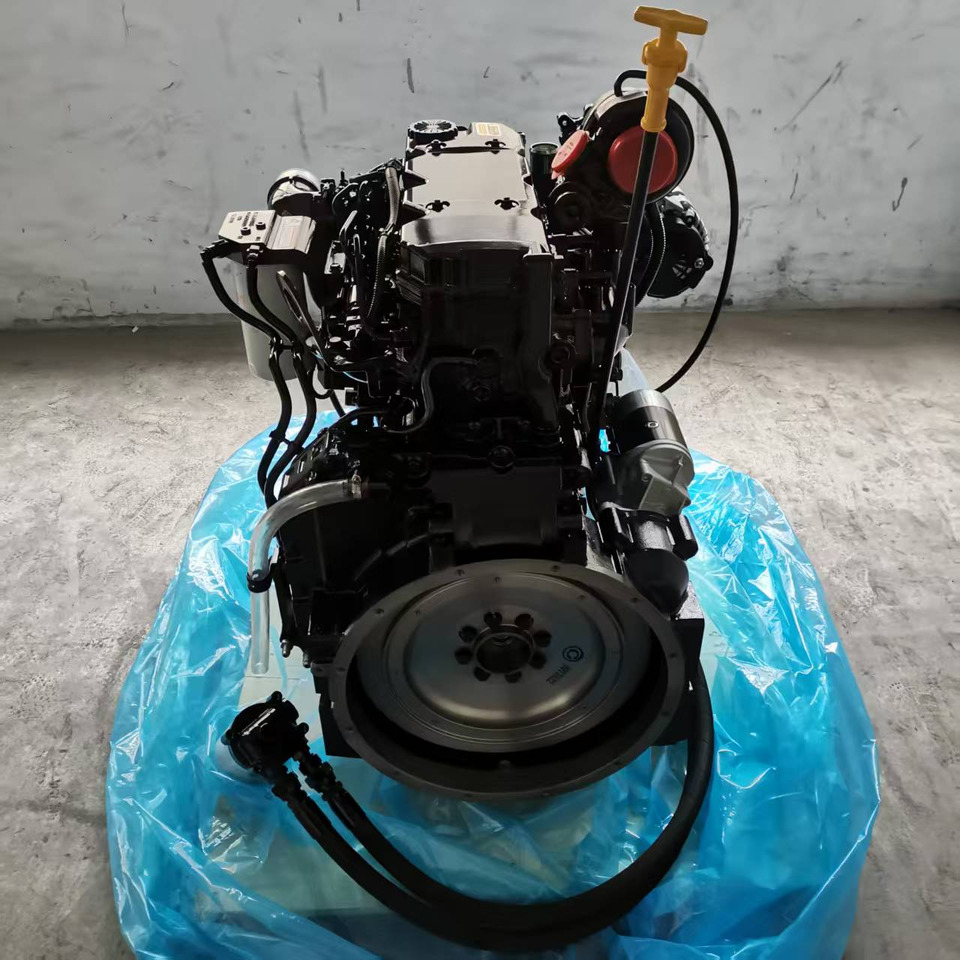 CUMMINS QSB4.5 - Engine for Excavator: picture 2 CUMMINS QSB4.5 - Engine for Excavator: picture 2