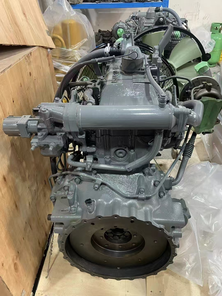 ISUZU 4HK1 - Engine and parts for Attachment: picture 1 ISUZU 4HK1 - Engine and parts for Attachment: picture 1