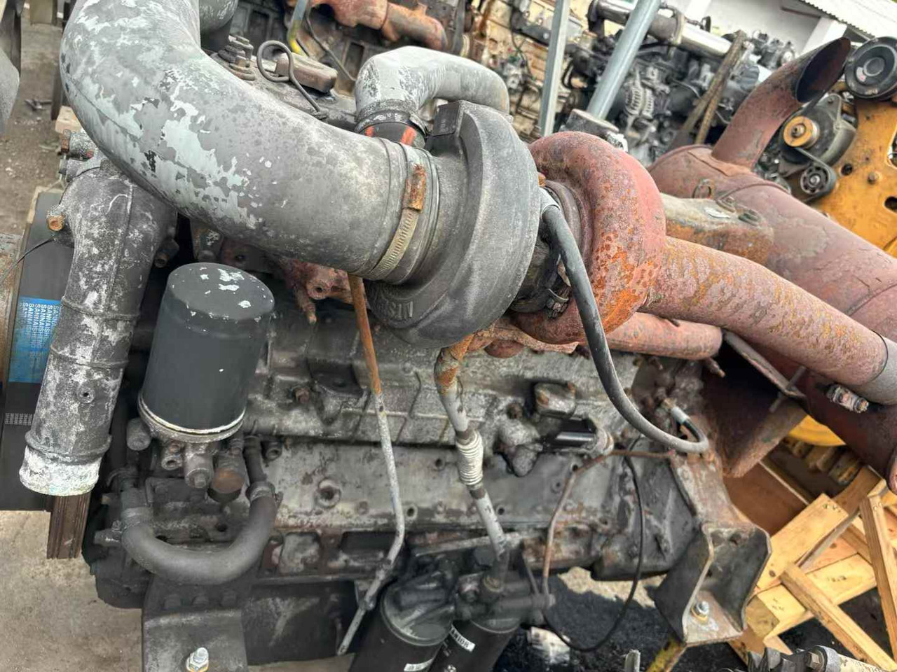 ISUZU 6SD1 - Engine for Excavator: picture 1 ISUZU 6SD1 - Engine for Excavator: picture 1