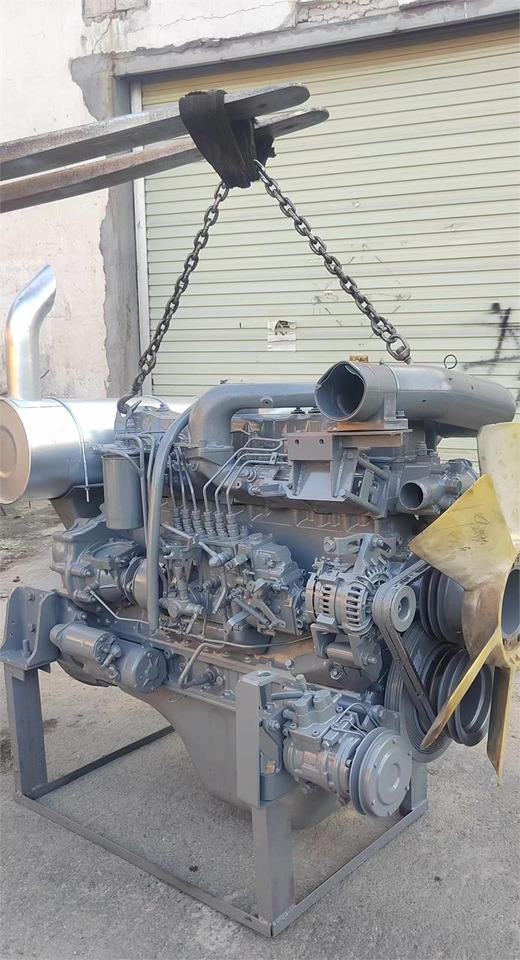 ISUZU 6SD1 - Engine for Excavator: picture 2 ISUZU 6SD1 - Engine for Excavator: picture 2