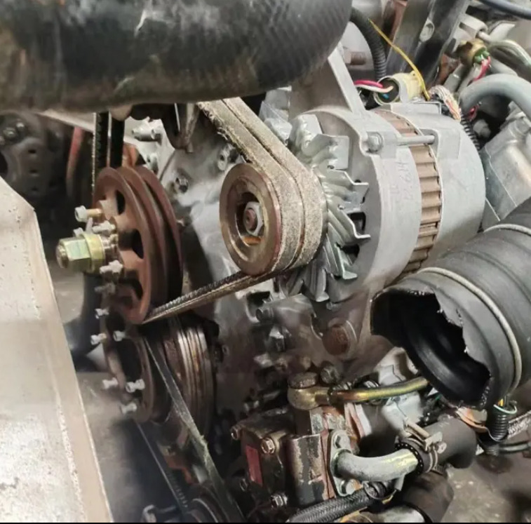 ISUZU 6WF1 - Engine for Attachment: picture 4 ISUZU 6WF1 - Engine for Attachment: picture 4