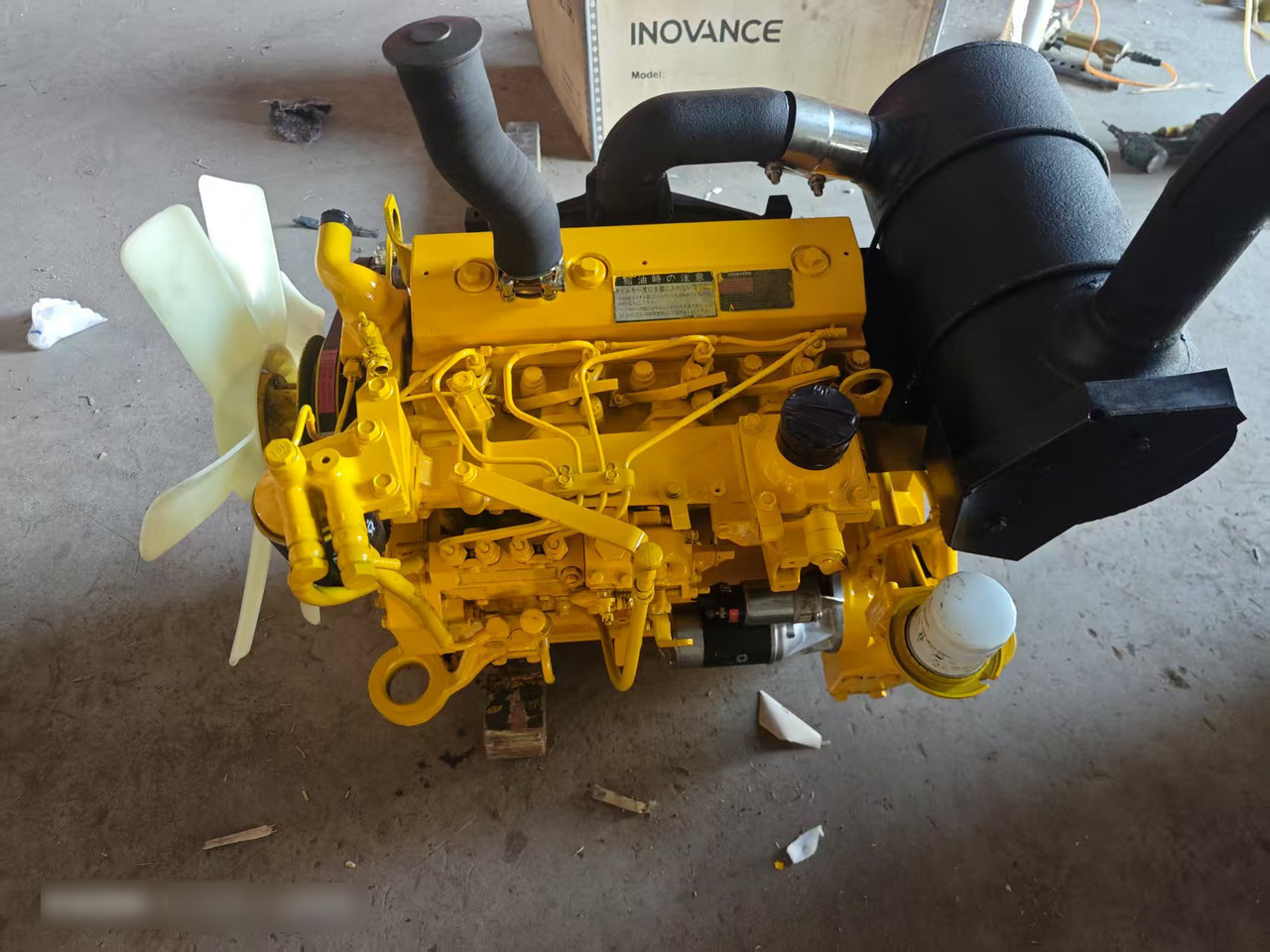KOMATSU 4D95LE - Engine for Excavator: picture 1 KOMATSU 4D95LE - Engine for Excavator: picture 1