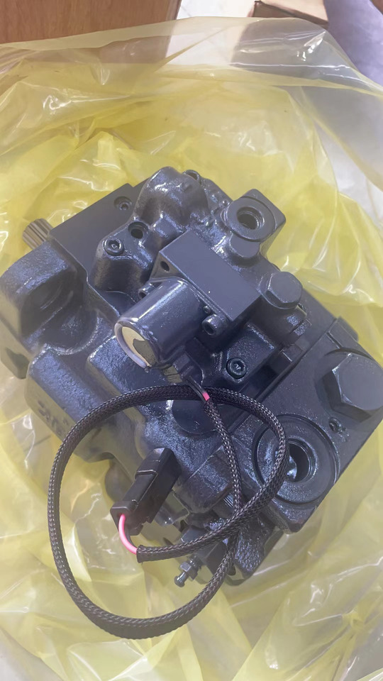 KOMATSU 708-1S-00240 - Hydraulic pump for Excavator: picture 5 KOMATSU 708-1S-00240 - Hydraulic pump for Excavator: picture 5