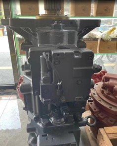 KOMATSU 708-2K-00130 - Hydraulic pump for Excavator: picture 1 KOMATSU 708-2K-00130 - Hydraulic pump for Excavator: picture 1
