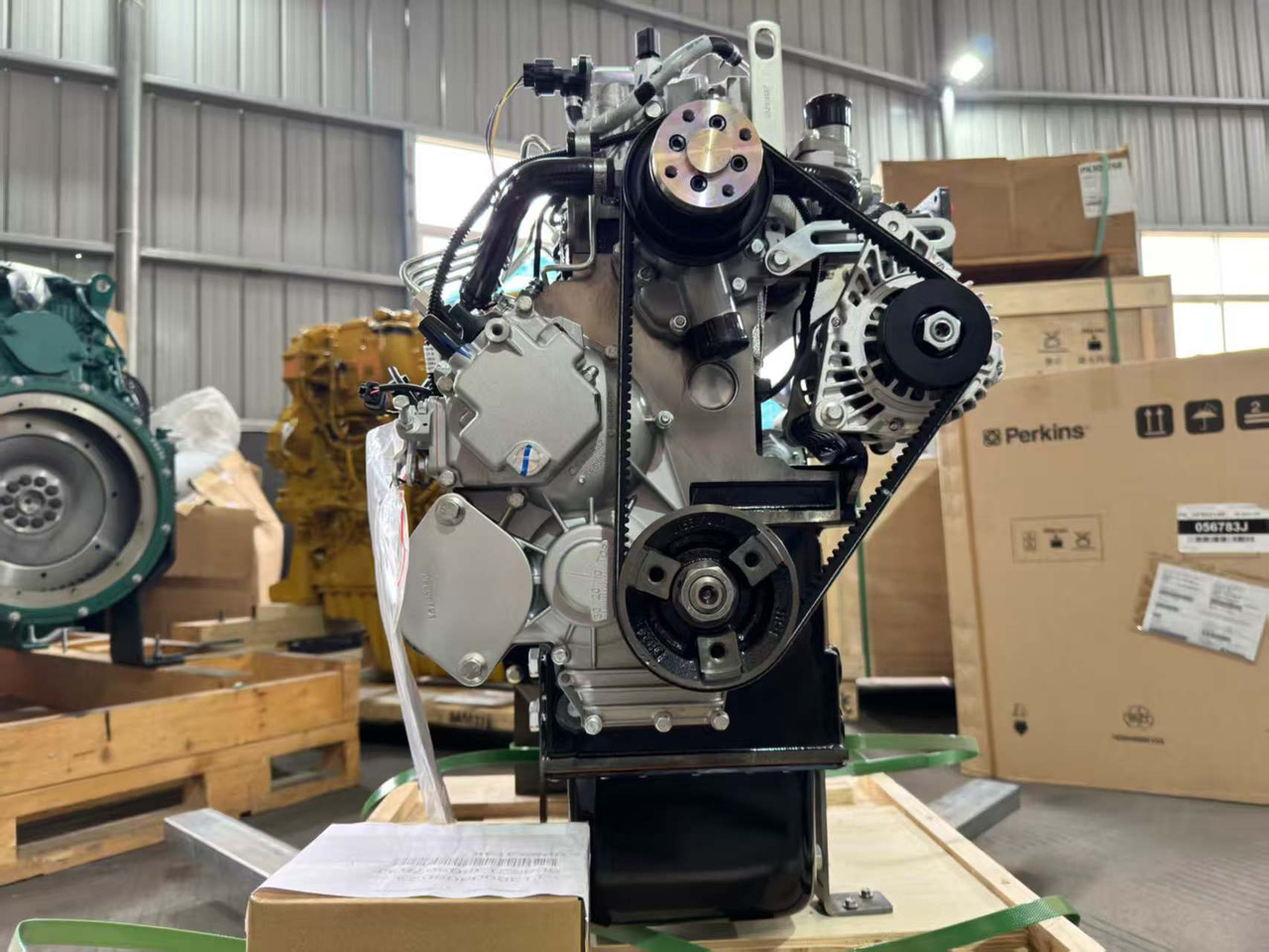 PERKINS 404D-22T - Engine for Excavator: picture 3 PERKINS 404D-22T - Engine for Excavator: picture 3