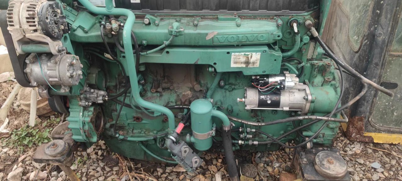 VOLVO D12D - Engine for Excavator: picture 1 VOLVO D12D - Engine for Excavator: picture 1