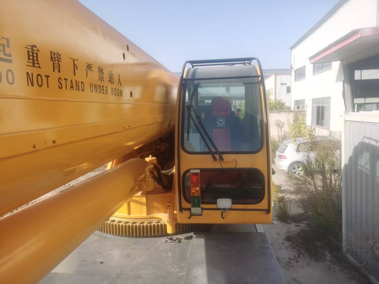 XCMG 70TONS - Crane truck: picture 5 XCMG 70TONS - Crane truck: picture 5