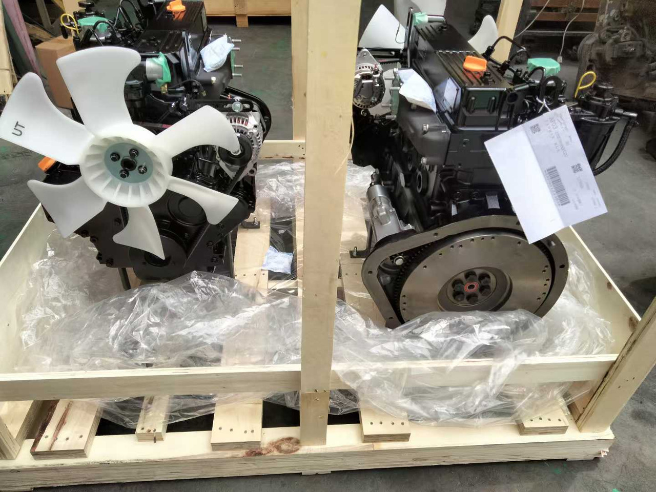 YANMAR 4TNE98 - Engine for Excavator: picture 4 YANMAR 4TNE98 - Engine for Excavator: picture 4