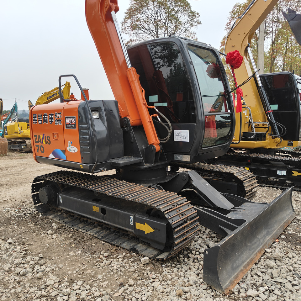 CRAWLER EXCAVATOR Used Hitachi ZX70 Excavator for Sale - Low Hours - Mini excavator: picture 1 CRAWLER EXCAVATOR Used Hitachi ZX70 Excavator for Sale - Low Hours - Mini excavator: picture 1