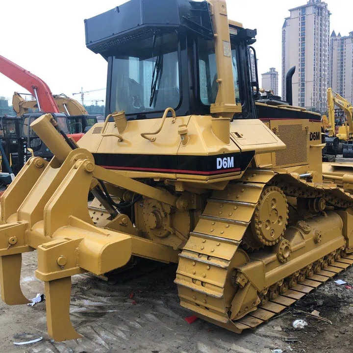 Good Condition D6m Mini Bulldozer New Crawler Bulldozer with Parts Price Bulldozers - Bulldozer: picture 4 Good Condition D6m Mini Bulldozer New Crawler Bulldozer with Parts Price Bulldozers - Bulldozer: picture 4