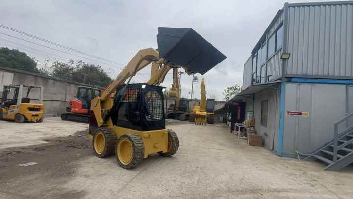 High Quality Used Cat 246D3 Excavator with Low Working Hoursand Best Price Used Cat 246D3 Machine with Cheap Price for Sale - Skid steer loader: picture 5 High Quality Used Cat 246D3 Excavator with Low Working Hoursand Best Price Used Cat 246D3 Machine with Cheap Price for Sale - Skid steer loader: picture 5