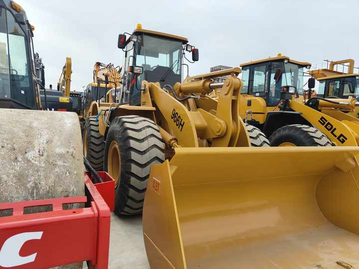 Used Caterpillar 966h Loader for Sale Lots of Heavy Equipment in Stock Wight 5tons Wheel Loader - Wheel loader: picture 3 Used Caterpillar 966h Loader for Sale Lots of Heavy Equipment in Stock Wight 5tons Wheel Loader - Wheel loader: picture 3