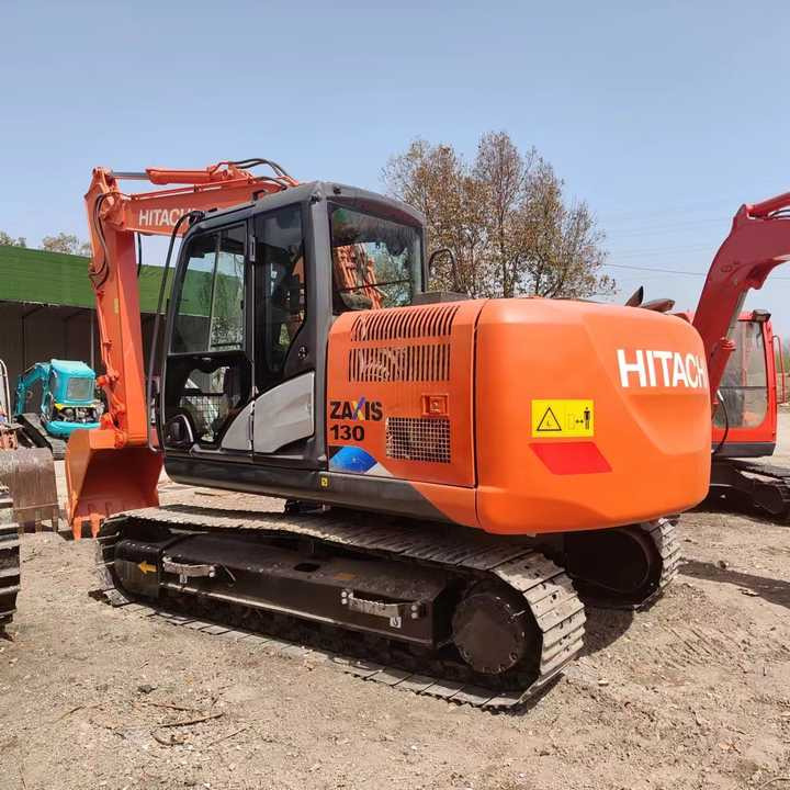 Used Hitachi ZX130 Excavator Japan Made Hitachi Used Excavator Zx120 Zx130 for Sale - Excavator: picture 1 Used Hitachi ZX130 Excavator Japan Made Hitachi Used Excavator Zx120 Zx130 for Sale - Excavator: picture 1