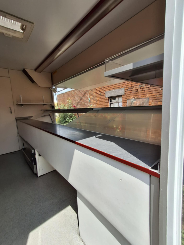 RENAULT MASTER - Refrigerator truck: picture 4 RENAULT MASTER - Refrigerator truck: picture 4
