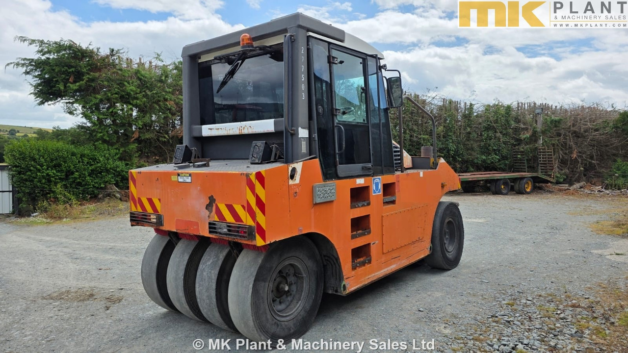 BOMAG BW24R (Stavostroj VP2400 / Ammann AP2400) - Pneumatic roller: picture 3 BOMAG BW24R (Stavostroj VP2400 / Ammann AP2400) - Pneumatic roller: picture 3