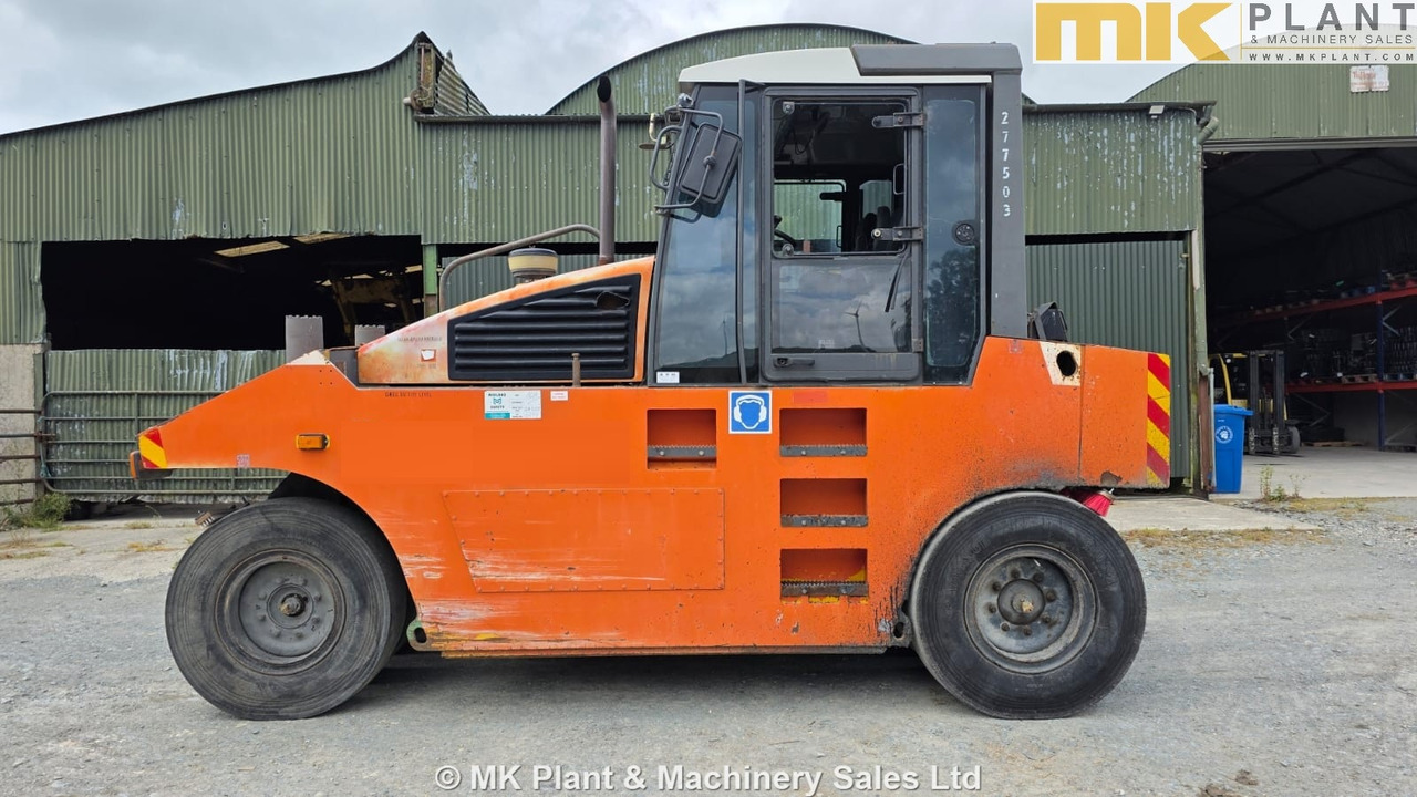 BOMAG BW24R (Stavostroj VP2400 / Ammann AP2400) - Pneumatic roller: picture 1 BOMAG BW24R (Stavostroj VP2400 / Ammann AP2400) - Pneumatic roller: picture 1