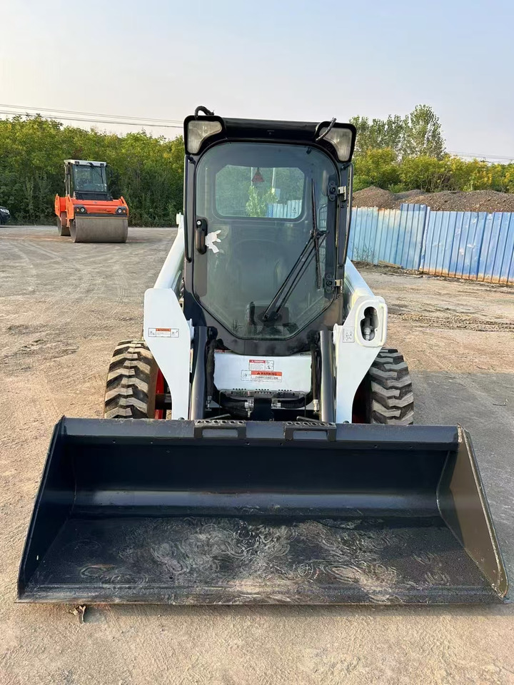 BOBCAT S550 - Skid steer loader: picture 2 BOBCAT S550 - Skid steer loader: picture 2