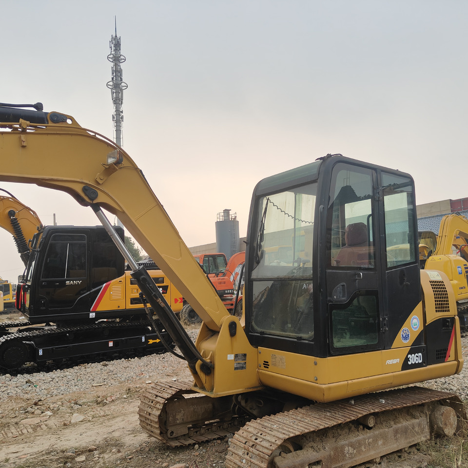 CATERPILLAR 306D - Mini excavator: picture 4 CATERPILLAR 306D - Mini excavator: picture 4