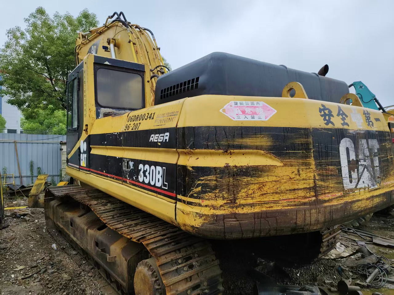 CATERPILLAR 330BL - Crawler excavator: picture 2 CATERPILLAR 330BL - Crawler excavator: picture 2