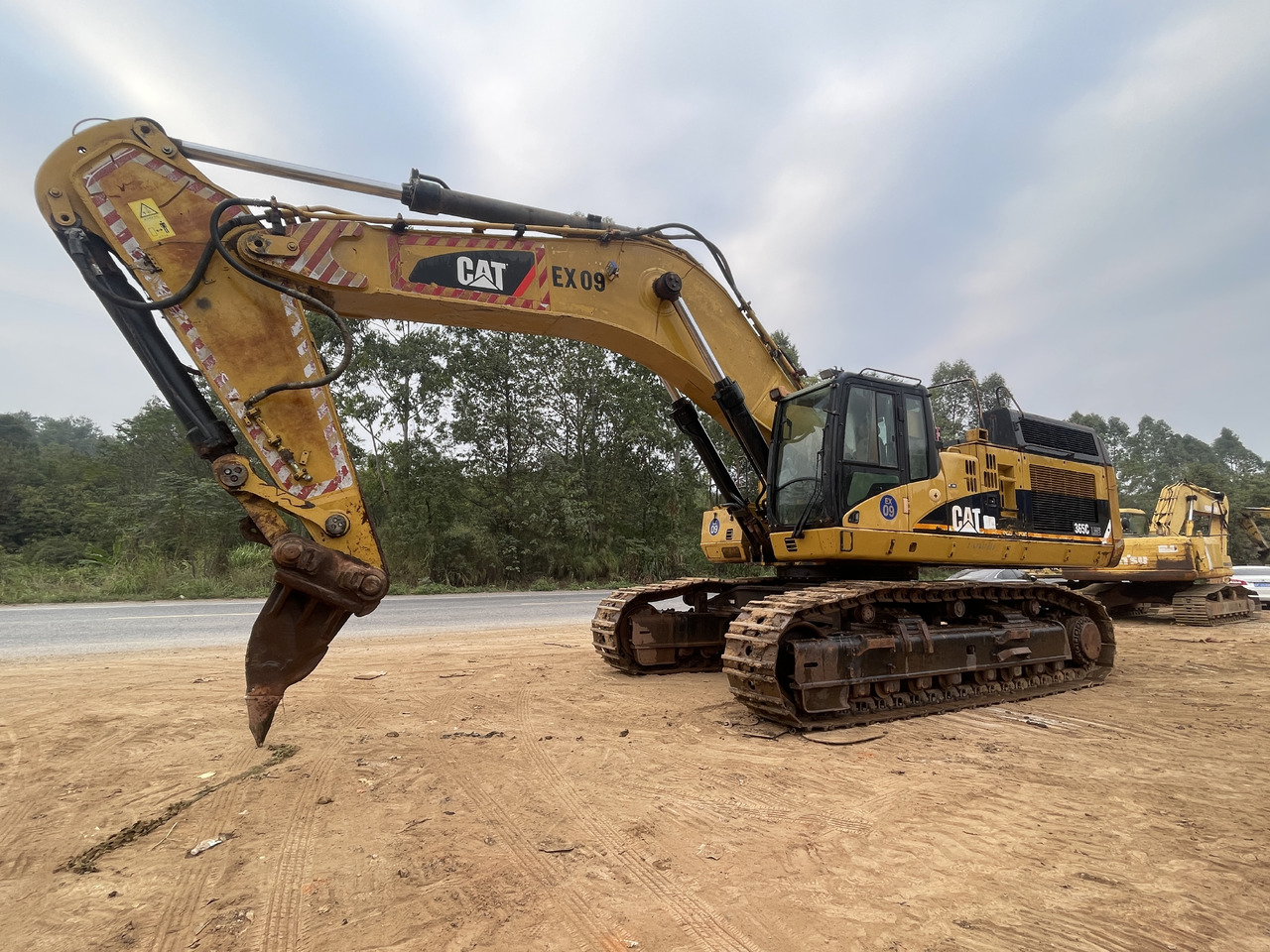 CATERPILLAR 365C - Crawler excavator: picture 1 CATERPILLAR 365C - Crawler excavator: picture 1