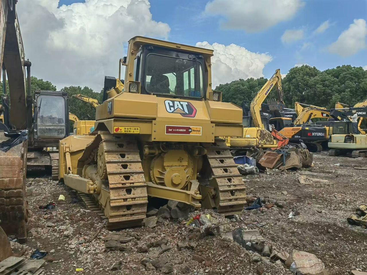 CATERPILLAR D6M - Bulldozer: picture 3 CATERPILLAR D6M - Bulldozer: picture 3
