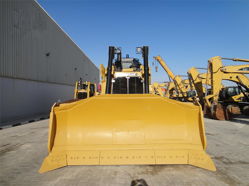 CATERPILLAR D8N - Bulldozer: picture 2 CATERPILLAR D8N - Bulldozer: picture 2