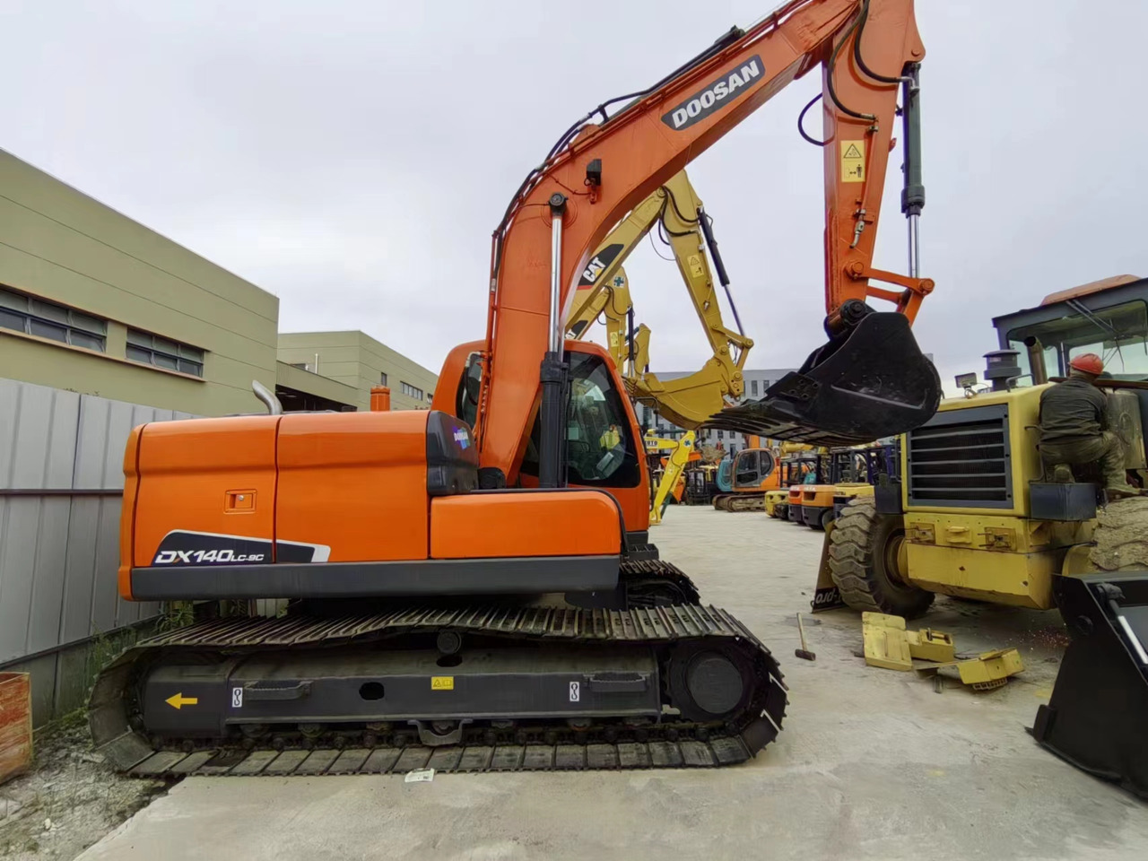 DOOSAN DX140-9C - Crawler excavator: picture 1 DOOSAN DX140-9C - Crawler excavator: picture 1