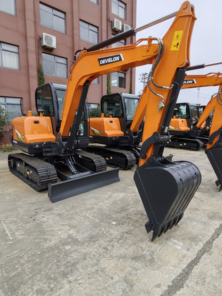 DOOSAN DX60E-10N - Crawler excavator: picture 4 DOOSAN DX60E-10N - Crawler excavator: picture 4
