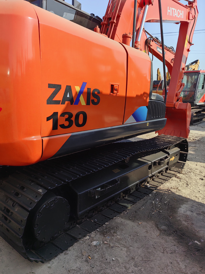 HITACHI ZX130 - Crawler excavator: picture 2 HITACHI ZX130 - Crawler excavator: picture 2