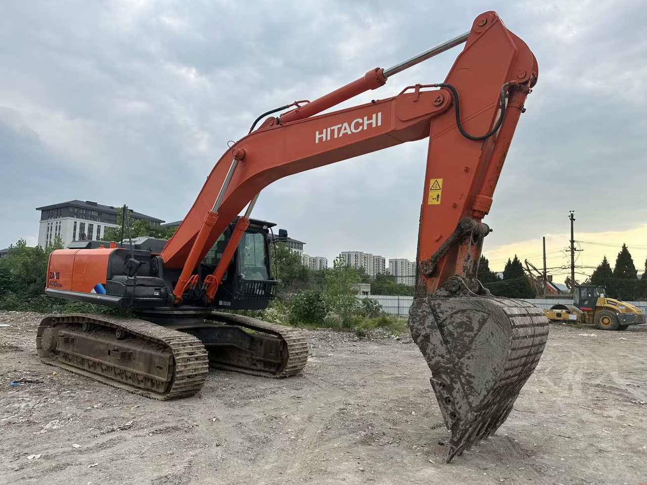HITACHI ZX400LCH - Crawler excavator: picture 1 HITACHI ZX400LCH - Crawler excavator: picture 1