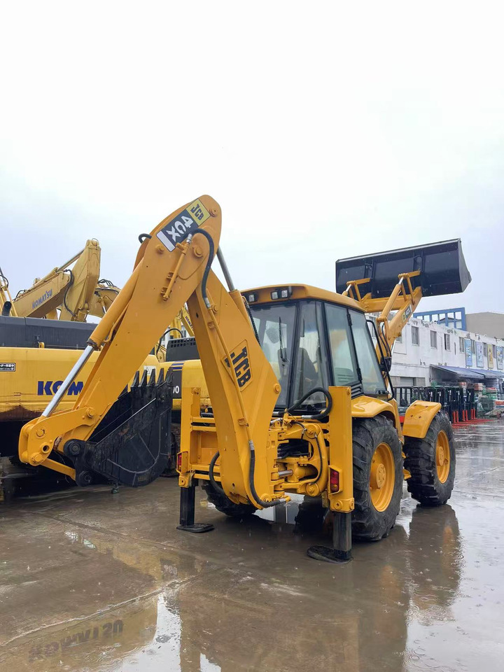 Backhoe loader JCB 4CX: picture 6