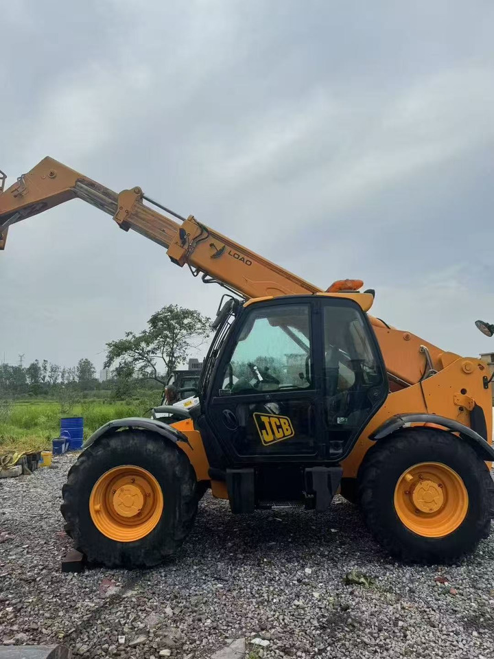 JCB 535 - Telescopic handler: picture 3 JCB 535 - Telescopic handler: picture 3