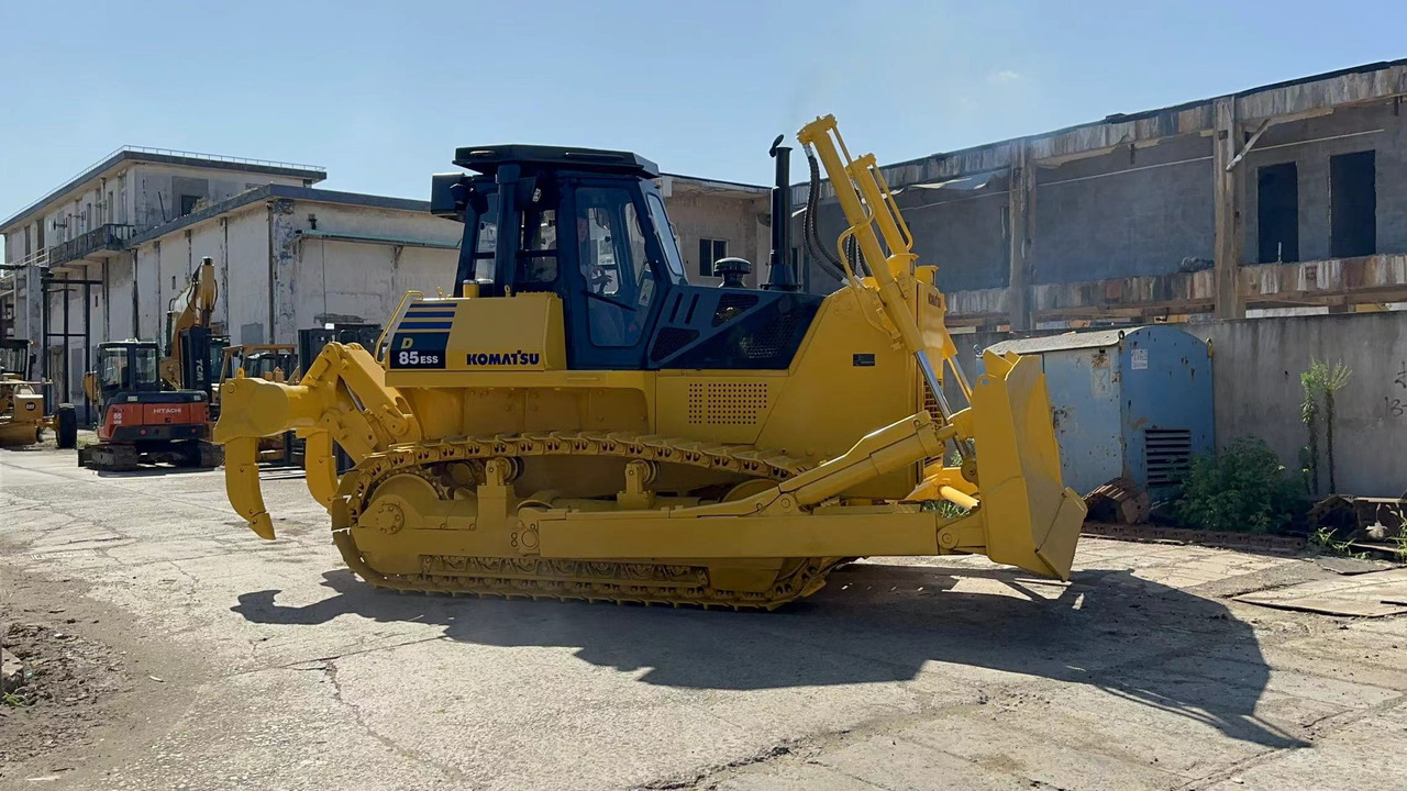 KOMATSU D85ESS - Bulldozer: picture 2 KOMATSU D85ESS - Bulldozer: picture 2