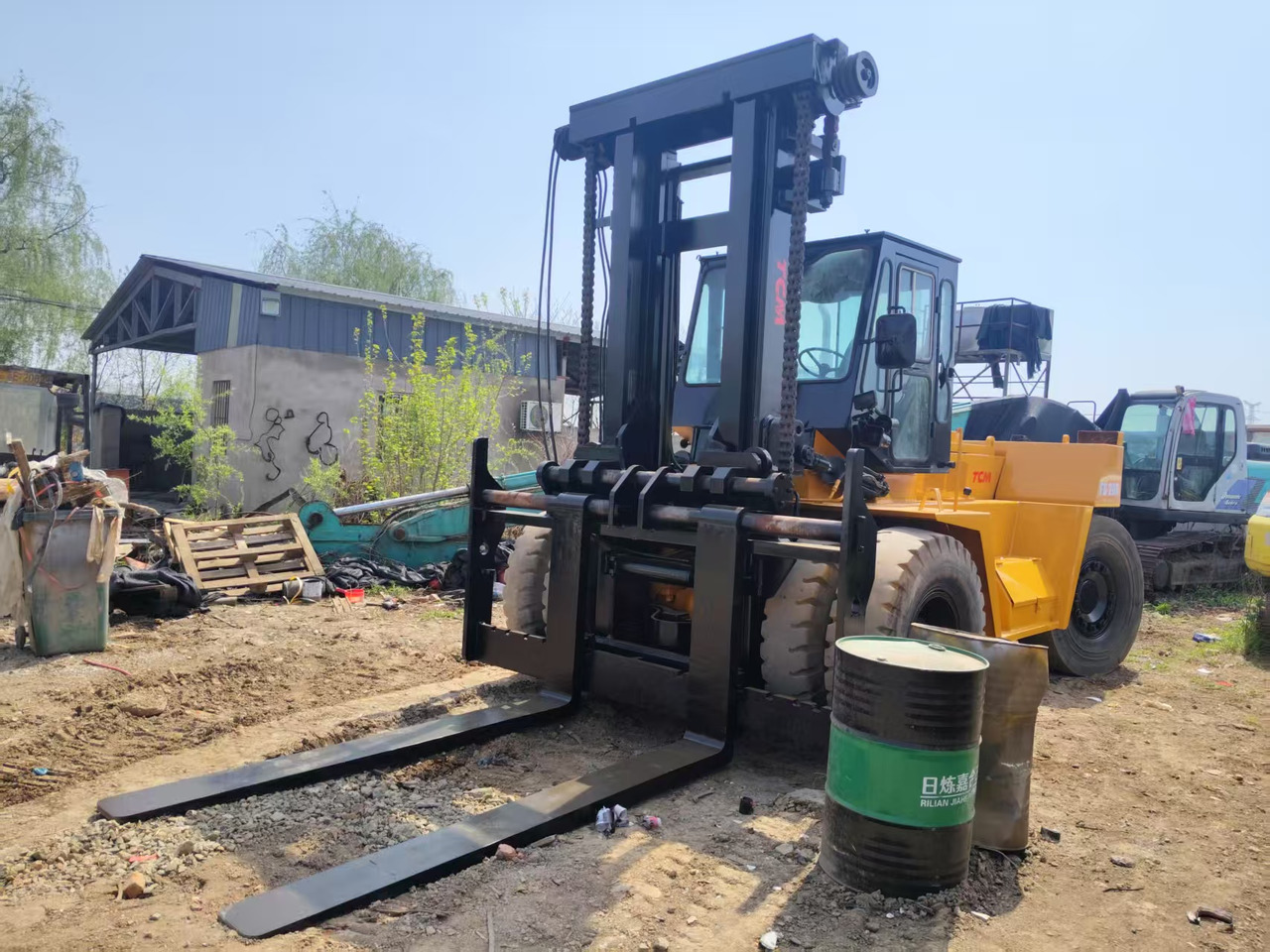 KOMATSU FD200 - Diesel forklift: picture 4 KOMATSU FD200 - Diesel forklift: picture 4