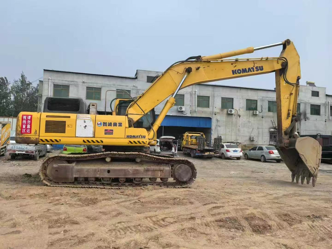 KOMATSU PC400-8 - Crawler excavator: picture 3 KOMATSU PC400-8 - Crawler excavator: picture 3