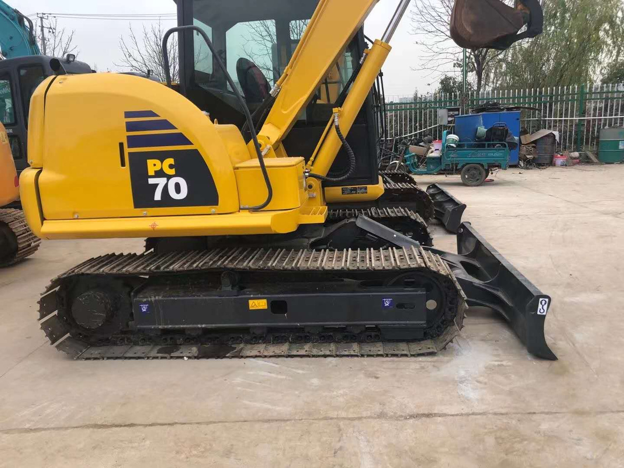 KOMATSU PC70-8 - Crawler excavator: picture 3 KOMATSU PC70-8 - Crawler excavator: picture 3