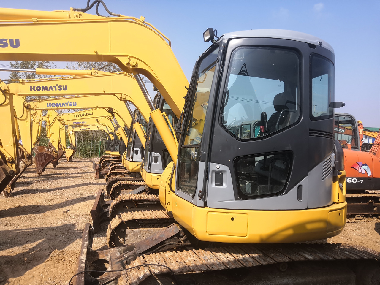 KOMATSU PC78US - Mini excavator: picture 2 KOMATSU PC78US - Mini excavator: picture 2