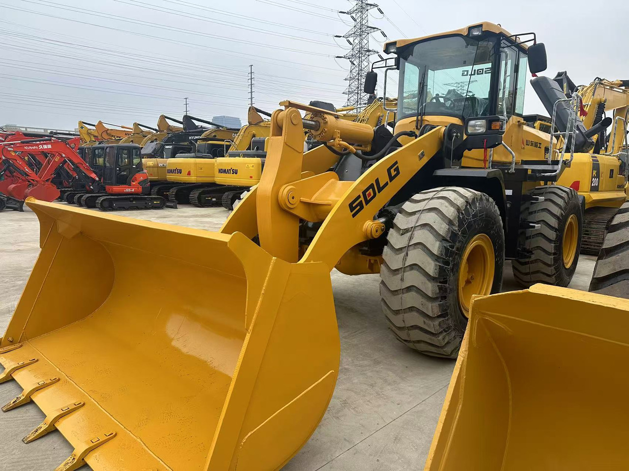 SDLG L955F - Wheel loader: picture 3 SDLG L955F - Wheel loader: picture 3