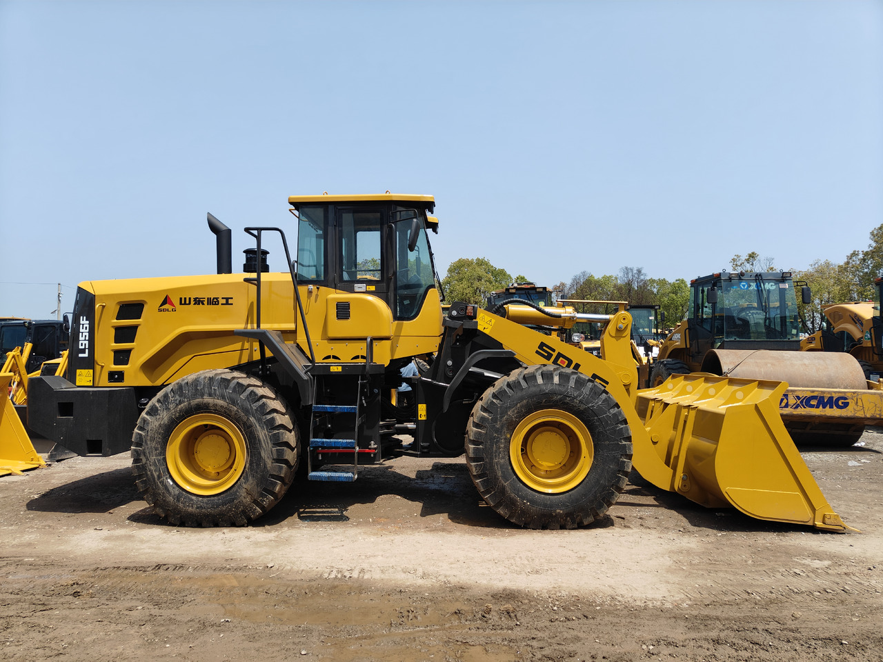 SDLG LG956F - Wheel loader: picture 1 SDLG LG956F - Wheel loader: picture 1