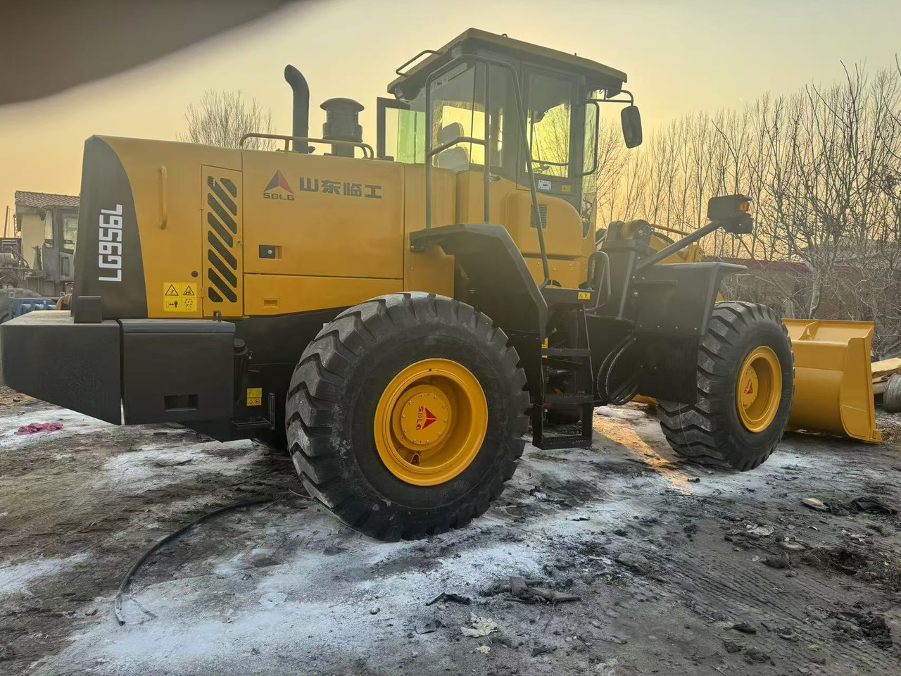 SDLG LG956L - Wheel loader: picture 2 SDLG LG956L - Wheel loader: picture 2
