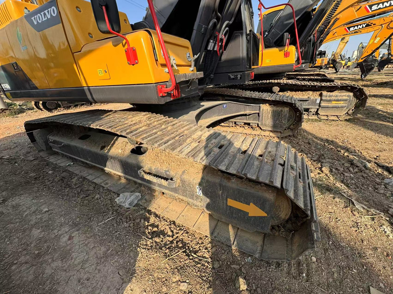 VOLVO EC250D - Crawler excavator: picture 3 VOLVO EC250D - Crawler excavator: picture 3