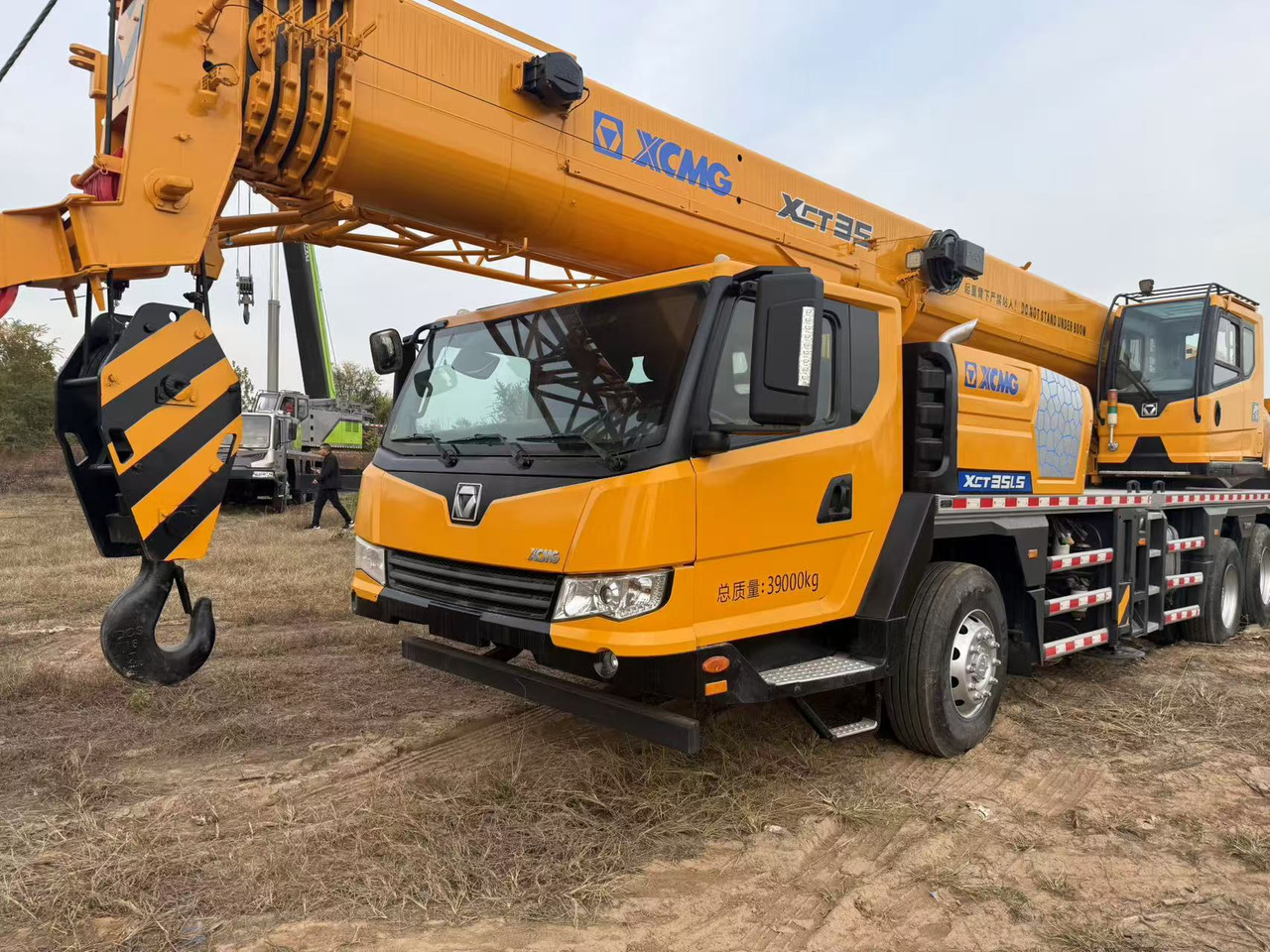 XCMG XCT35 - Mobile crane: picture 1 XCMG XCT35 - Mobile crane: picture 1