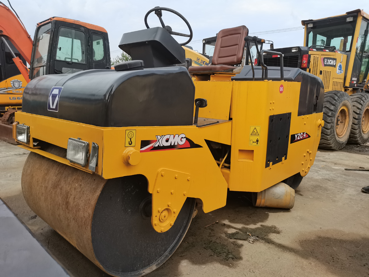 XCMG YZC4 - Road roller: picture 1 XCMG YZC4 - Road roller: picture 1