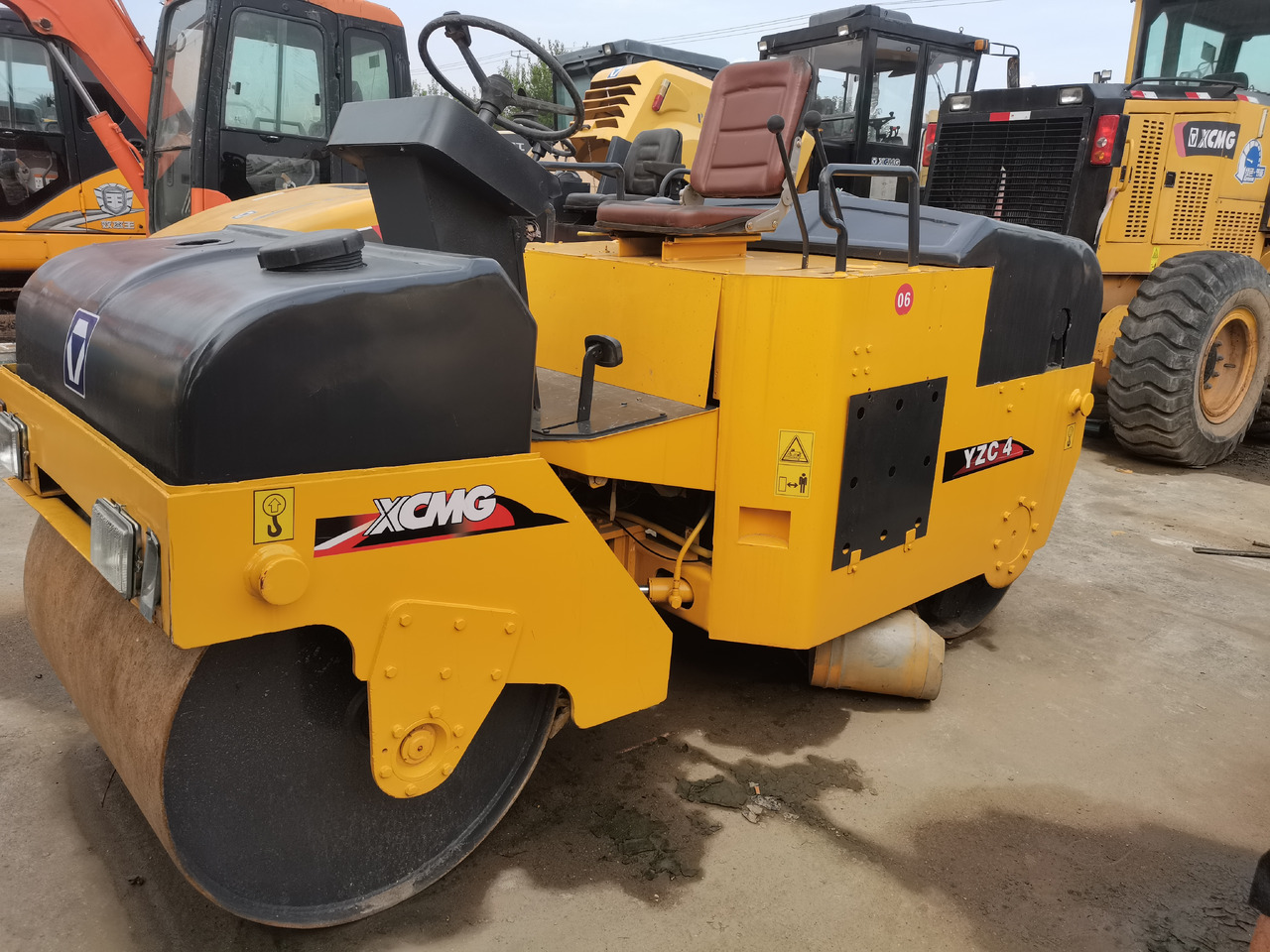 XCMG YZC4 - Road roller: picture 4 XCMG YZC4 - Road roller: picture 4